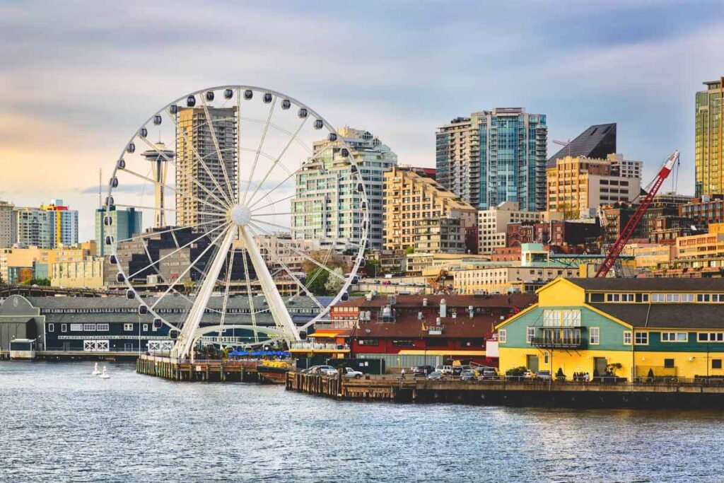 Ferris wheel at Waterfront Park in Seattle