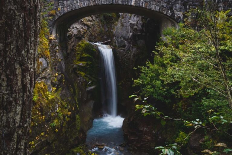 7 Awesome Waterfalls Near Seattle, Washington