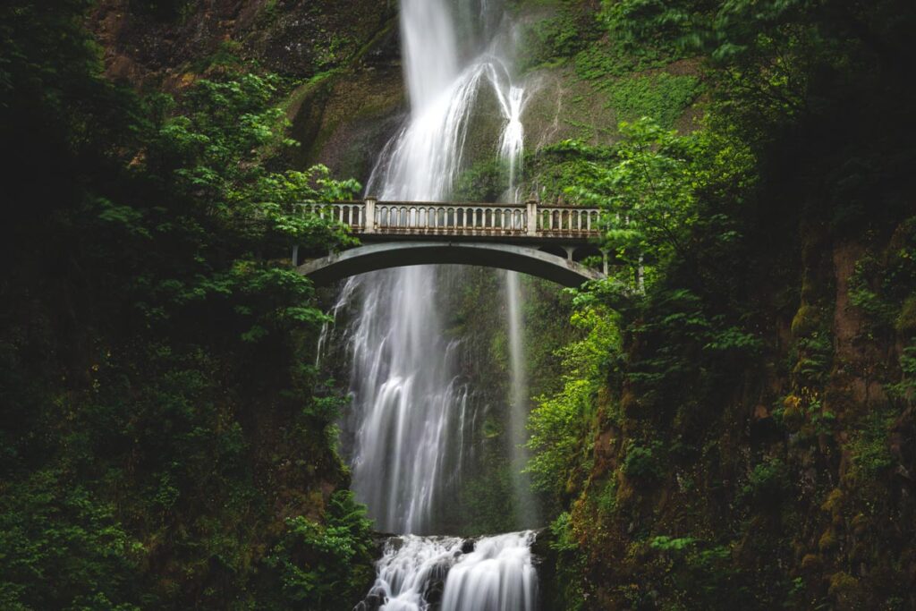 Multnomah Falls in Columbia River Gorge, Oregon