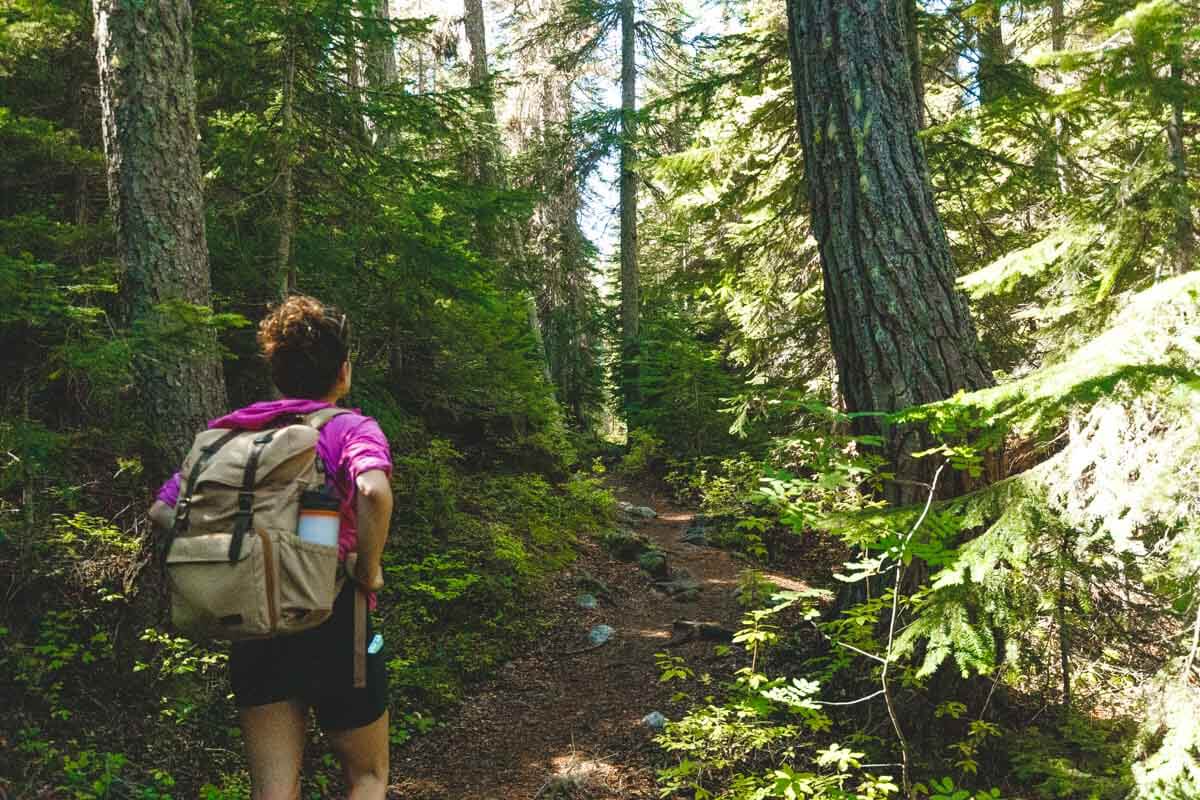 Hiking The Colchuck Lake Trail + Lake Stuart!