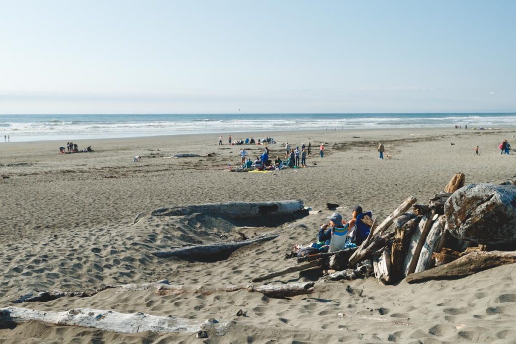 North Jetty Beach in Ocean Shores has exapansive sands.