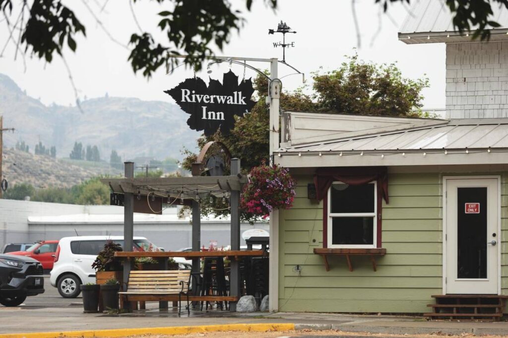 Get cozy at the Riverwalk Inn & Cafe. 