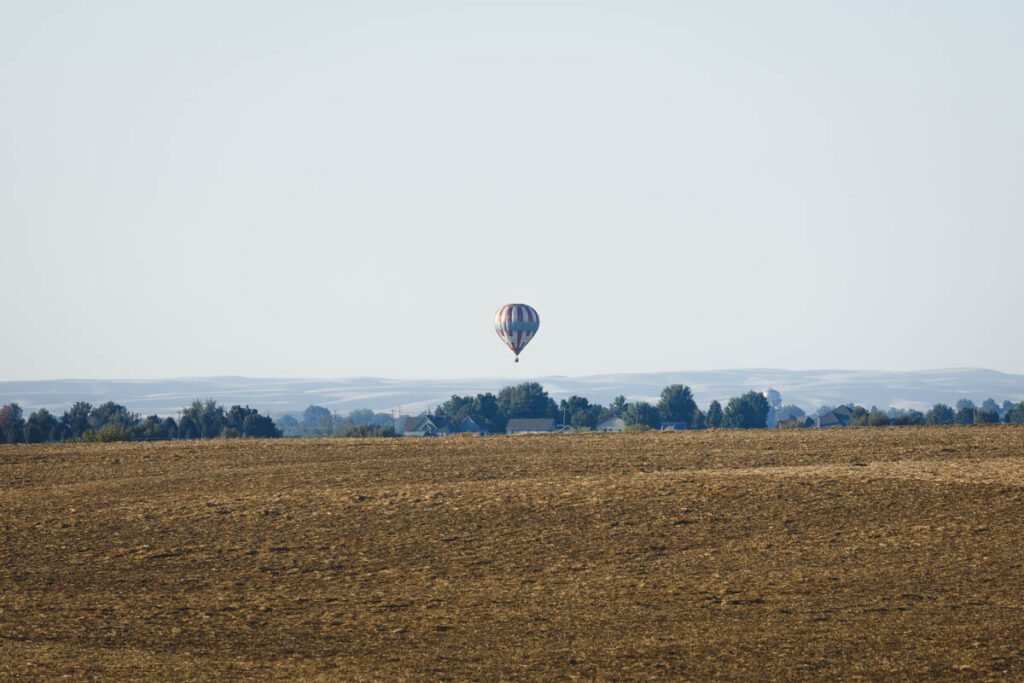 One of the most memorable things to do in Walla Walla is taking a hot air balloon flight!
