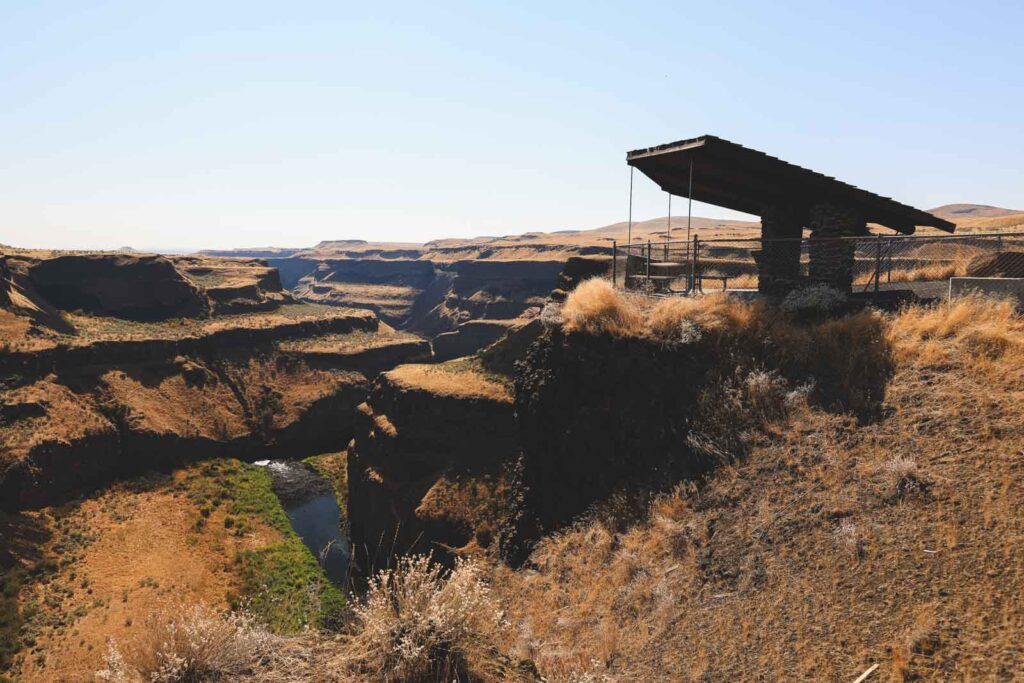 Viewing platform at Palouse Falls State Park Washington